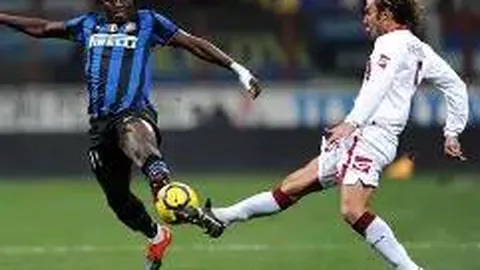 张柏芝欢庆三子周岁，Marcus着装鲜艳尽显英姿